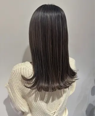 セミロング カラー 唐澤 千尋のヘアスタイル