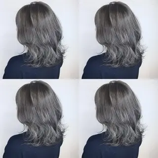 ミディアム カラー 韓国レイヤーカット/ ダブルカラーのヘアスタイル