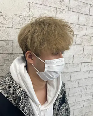 ショート カラー ホワイト系はお任せ /ブリーチ/店長岩崎のヘアスタイル