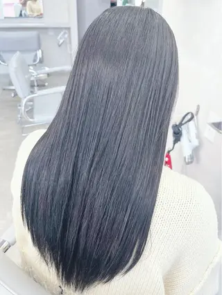 ロング カラー uniqueKOBE /MAYUKAのヘアスタイル