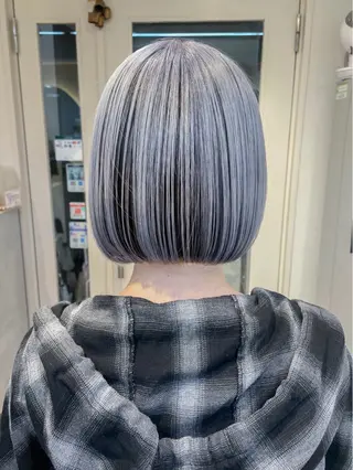 ミディアム カラー ボブ ブリーチ/miinaのヘアスタイル