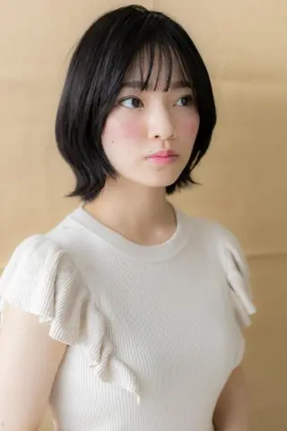 ショート カラー 出川 宙☘️のヘアスタイル