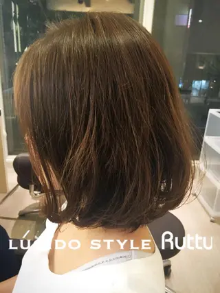 ミディアム カラー アザマ　ヤスカツ _rosso 川口のヘアスタイル