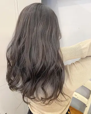 セミロング カラー パーマ ヘアアレンジ 新宿駅近♡友達とOK 🦋W -ワット -のヘアスタイル