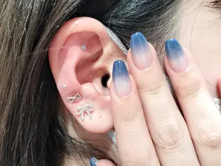 ネイル She by M. Ryoukaのネイルデザイン