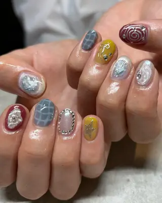 ショート Miyu(ミユ) 【 cutill 】のネイルデザイン