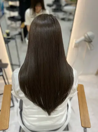 ロング カラー 艶髪・透明感カラー・ 韓国ヘア・Yuriのヘアスタイル