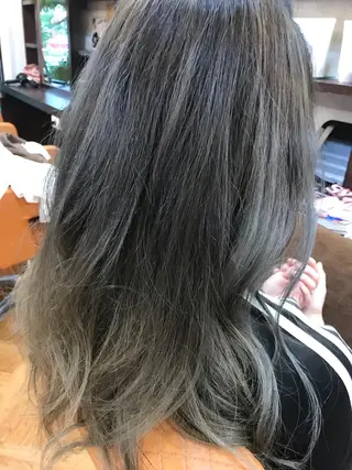 ロング カラー WEST✂︎AKI HIRO✂︎大和高田のヘアスタイル