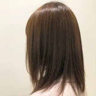 セミロング 小宮 真理奈のヘアスタイル