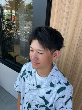 ショート メンズ 保坂 瞭のヘアスタイル