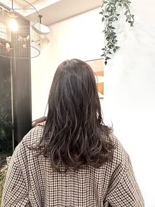 セミロング カラー 村上 滉弥のヘアスタイル