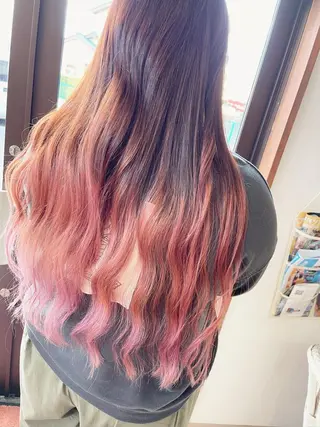 ロング naomi (夜間営業受付中★)のヘアスタイル