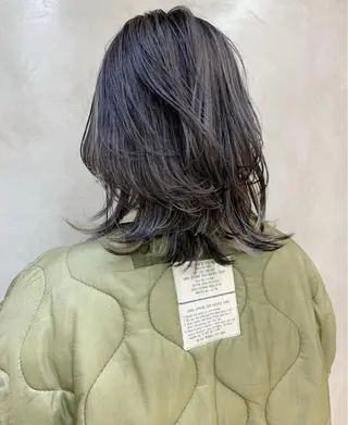 セミロング カラー haco＋所属・圧倒的デザイン力 店長🎨RENAのヘアスタイル