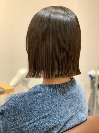 ミディアム MIA スタイリストのヘアスタイル