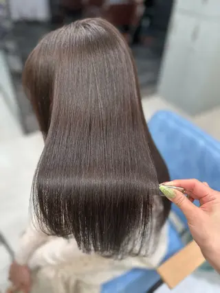 ロング 髪質改善🩵縮毛矯正 代々木/木下のヘアスタイル