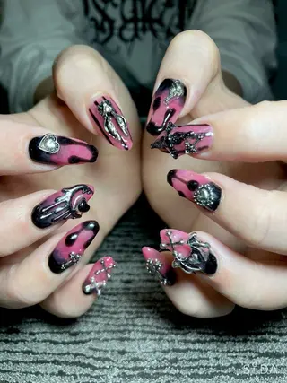 ネイル Liennail 持込デザインやり放題のネイルデザイン
