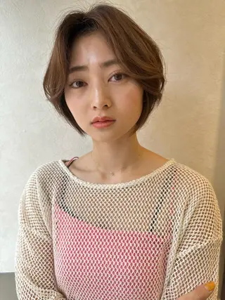 ショート かえ🩶韓国ボブ🎀 透明感カラー🥣のヘアスタイル