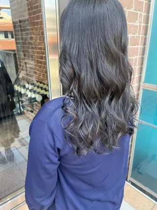 セミロング カラー 久木原 ゆりのヘアスタイル