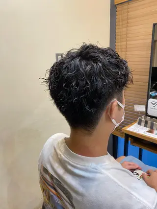 ショート メンズ 今吉舞美 /ケアパーマ/鎌取のヘアスタイル