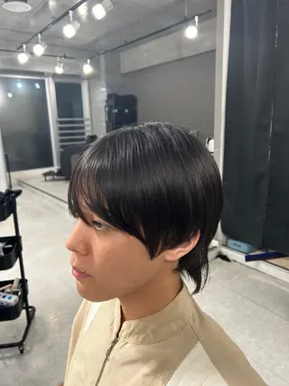 メンズ カズキ🌼曲がる 縮毛矯正のヘアスタイル
