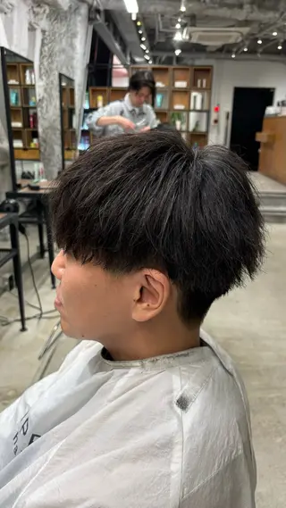 ショート ルーズ／シャドウパー マ／似合わせカットのヘアスタイル