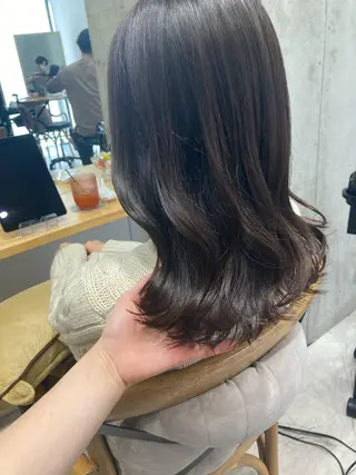 ミディアム ✨色持ちの良い艶 カラー✨蟹江真世のヘアスタイル