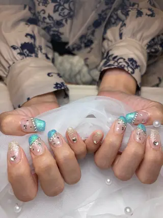 ネイル 🖤マイリー/ 新宿/歌舞伎町🖤のネイルデザイン