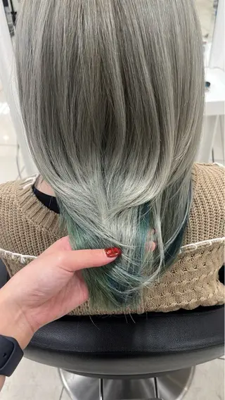 セミロング カラー 艶髪【カラー支持率 No.1】リノ🪐のヘアスタイル