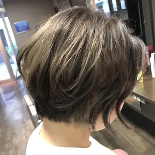 ショート カラー pep natsumiのヘアスタイル
