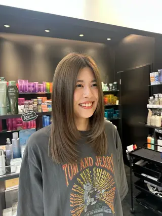 セミロング ya giのヘアスタイル