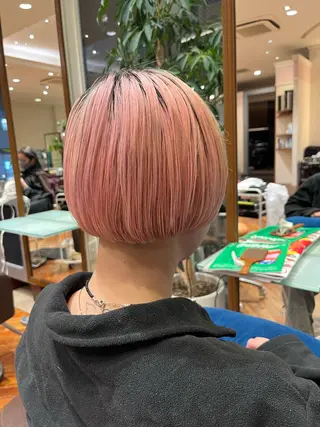 ショート ｼｮｰﾄｶｯﾄ 梅田 山下　すみれのヘアスタイル