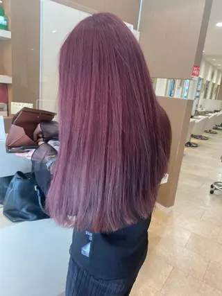 ロング カラー パーマ ヘアアレンジ メンズ キッズ ネイル マツエク・マツパ 韓国🇰🇷レイヤー カットオリーブカラーのヘアスタイル
