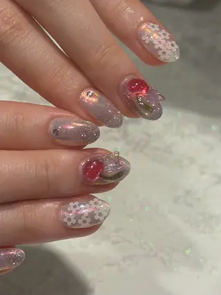 ネイル yume 大人ガーリーネイルのネイルデザイン