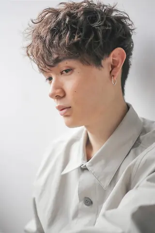 パーマ メンズ ✨ブリーチなし透明感 池袋 水野のヘアスタイル