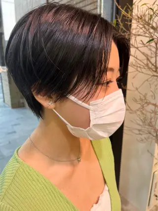 ショート オリーブ カラー✨有坂映哉のヘアスタイル