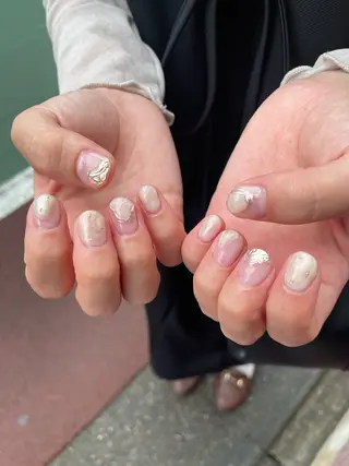 ネイル はばすみれ🎀ﾈｲﾙ 光ﾌｪｲｼｬﾙ ﾍｱのネイルデザイン