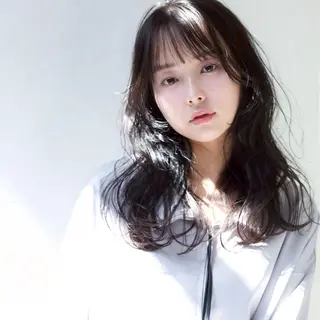 ミディアム パーマ 峠原 菜緒のヘアスタイル