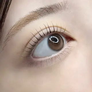 マツエク・マツパ 松本 かのんのヘアスタイル