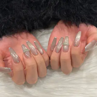 ネイル Nobody_ Reikaのネイルデザイン