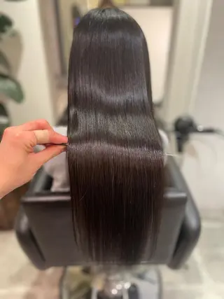 ミディアム 美髪矯正 Rioのヘアスタイル