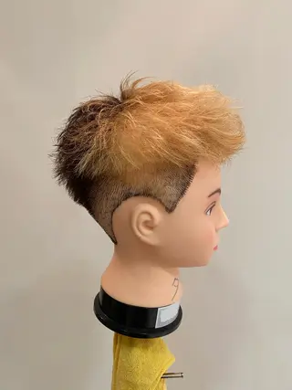ショート メンズ 高須 未紀也のヘアスタイル