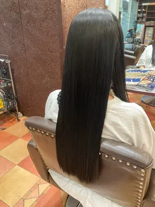 ロング 長谷川 賢治のヘアスタイル