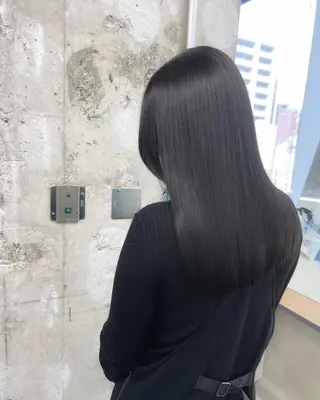 ミディアム カラー パーマ ヘアアレンジ ヘアケア特化型サロン newi 梅田のヘアスタイル