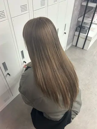 ロング カラー ヘアアレンジ MOMO艶髪 🩵モテカラーのヘアスタイル