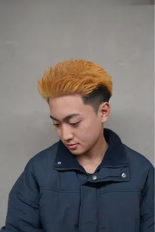 カラー メンズ 関 晃哉のヘアスタイル