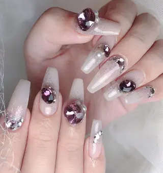 ネイル Queens momoのネイルデザイン