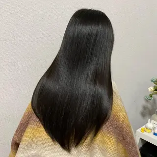 ロング EARTH中島 秋桜久のヘアスタイル