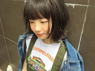 ショート カラー ITO YUKIのヘアスタイル