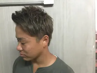 ショート 吉川 良太のヘアスタイル