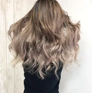 ロング カラー タナカ タクヤのヘアスタイル